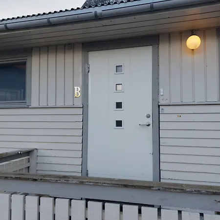 Cozy With Reinebringen Mountain View - Reine, Lofoten Daire