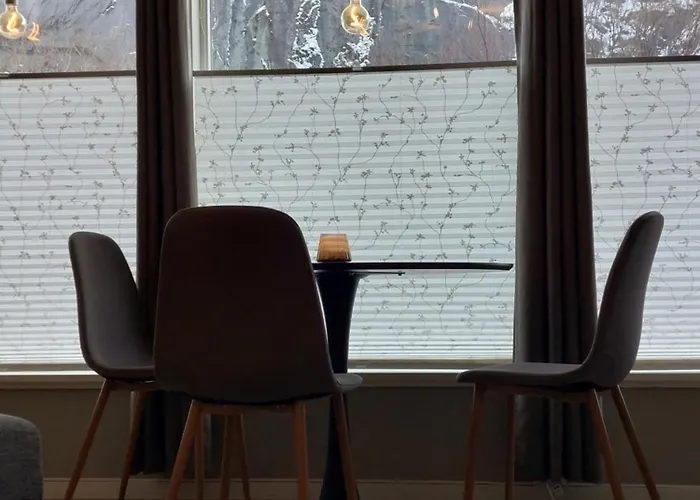 Cozy With Reinebringen Mountain View - Reine, Lofoten Reine